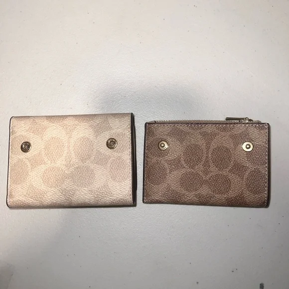 Coach Wallet - Picture 5 of 9